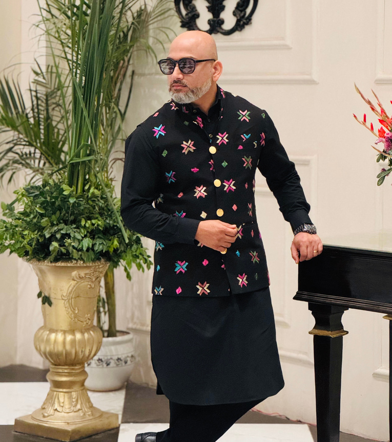 MULTI COLORED PHULKARI BUNDI JACKET